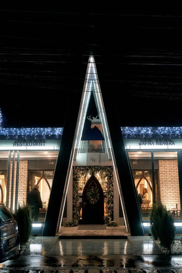 Pensiune Restaurant Capra Neagra Moisei Bagian luar foto