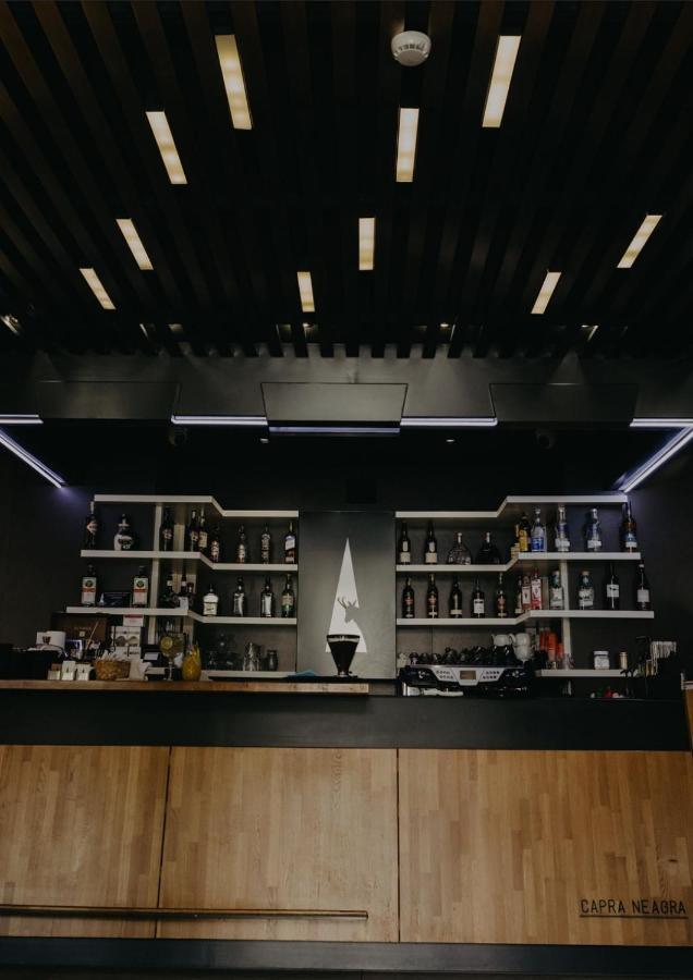 Pensiune Restaurant Capra Neagra Moisei Bagian luar foto